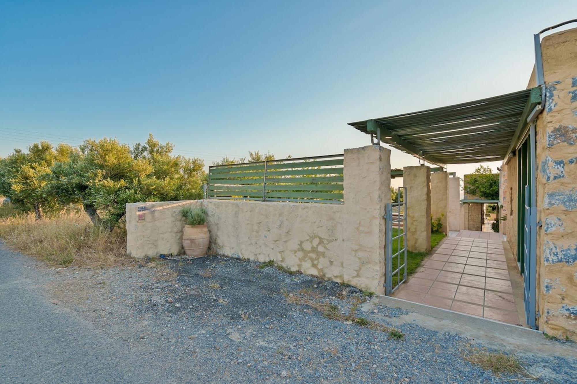 Villa Mediterranea, With Heated Pool Livadia  Exterior photo